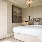 Alexander House 別荘 *