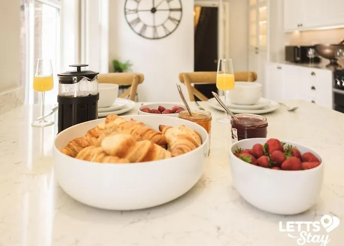 Alexander House Dom wakacyjny