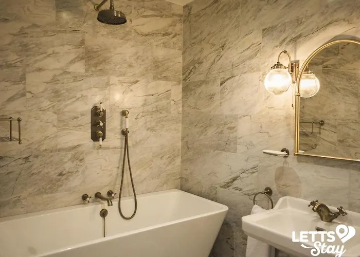 Dom wakacyjny Alexander House