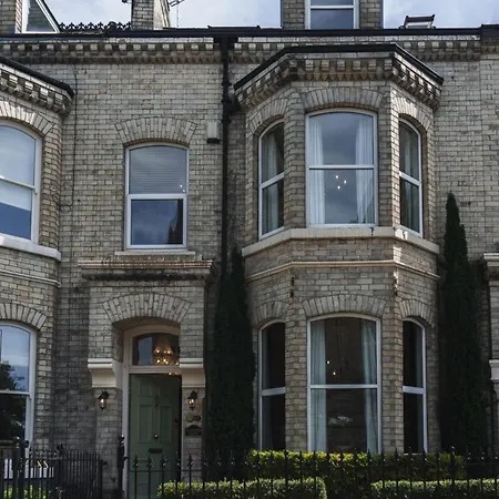 Alexander House יורק